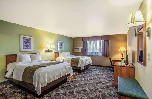 Hannibal Hotel | Comfortable Quality Inn & Suites Hannibal with Great Amenities