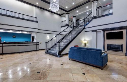 Northwest Dallas Hotel | Convenient Stay at Quality Inn & Suites near I-35 E