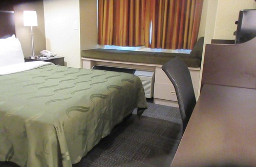 Fallon Hotel | Budget-Friendly Quality Inn & Suites near NAS Fallon