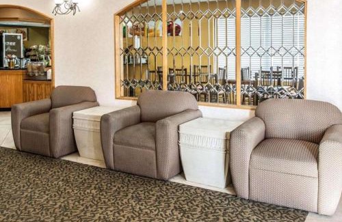 Shelbyville Hotel | Quality Inn & Suites Shelbyville I-74