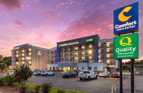 Pine Forest Hotel | Budget-Friendly Quality Inn & Suites Near Fort Liberty