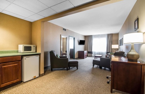 Towanda Hotel | Quality Inn & Suites: Guest Rated 8.8 with Family-Friendly Amenities