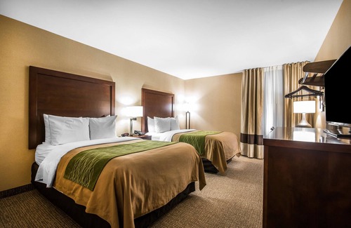 Towanda Hotel | Quality Inn & Suites: Guest Rated 8.8 with Family-Friendly Amenities