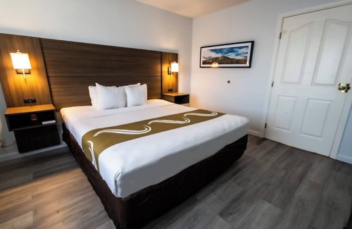 Tulare Hotel | Quality Inn & Suites: Family-Friendly with Pool & Spa