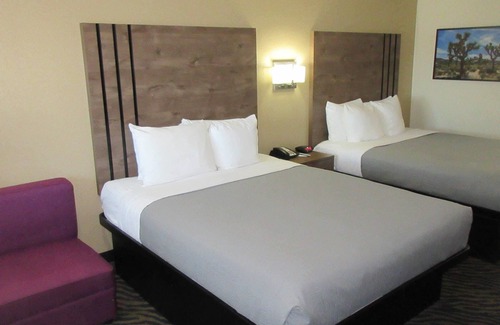 Hesperia Hotel | Comfortable Getaway at SureStay Plus Hotel in Hesperia