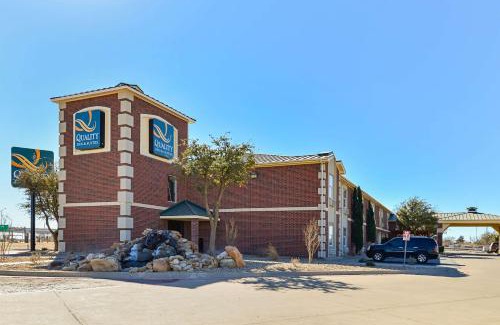 Lubbock Hotel | Quality Inn & Suites: Enjoy Family-Friendly Amenities