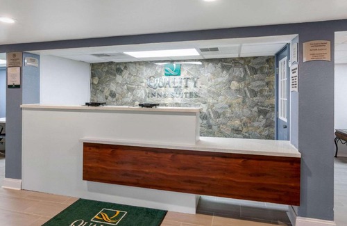 Ruther Glen Hotel | Comfortable Quality Inn & Suites: Pet Friendly & Breakfast Included