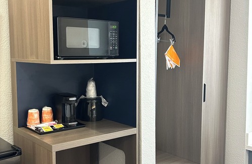 Santa Rosa Hotel | Budget-Friendly Quality Inn & Suites with Family Amenities
