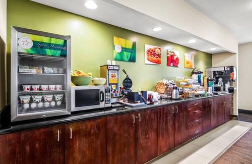 Eagle Hotel | Discover Quality Inn & Suites Vail Valley with Spa & Pool