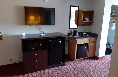 Billings Park Hotel | Discover Boarders Inn & Suites: 8.8 Rated in Superior Duluth