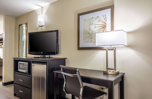 Auburn - Opelika Hotel | Budget-Friendly Quality Inn Near University Area with Dining