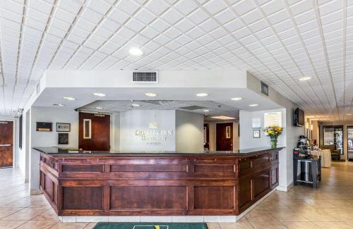 Lansing Hotel | Budget-Friendly Quality Inn University Lansing - Pet Friendly Stays