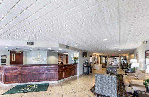 Lansing Hotel | Budget-Friendly Quality Inn University Lansing - Pet Friendly Stays