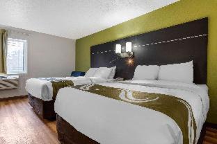 Moon Township Hotel | Inviting Quality Inn Coraopolis: Family-Friendly Comfort