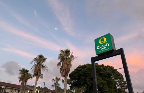 Crestview Hotel | Family-Friendly Super 8 by Wyndham Crestview Awaits You