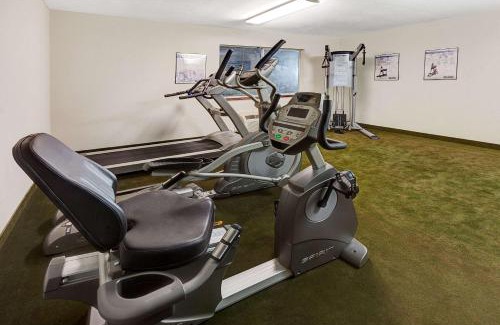 El Reno Hotel | Pet-Friendly Quality Inn with Oceanfront Views