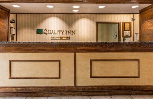 Hermitage Hotel | Pet-Friendly Quality Inn with Breakfast & Hot Tub Access