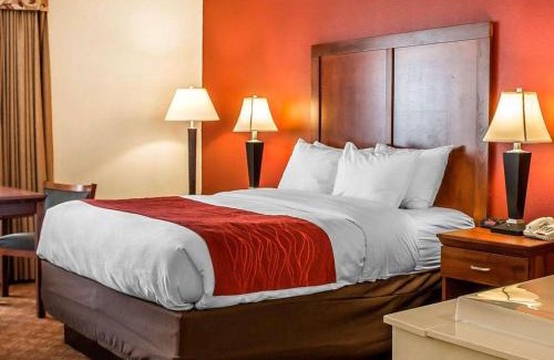 Lima Hotel | Quality Inn: Comfortable Stay with Breakfast & Accessibility