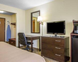 Merrillville Hotel | Convenient Quality Inn Merrillville with Family-Friendly Amenities