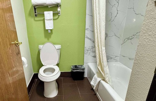 Sulphur Hotel | Comfortable Stay at Quality Inn with Family-Friendly Amenities
