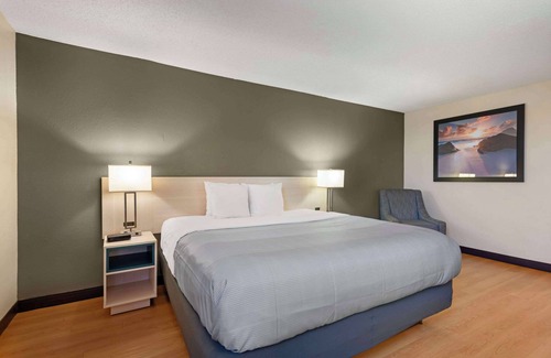 Valley Hotel | Comfortable Stay at Quality Inn Valley - West Point Hotel
