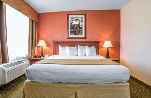 Winnemucca Hotel | Discover Quality Inn Winnemucca with Spa and Dining Options