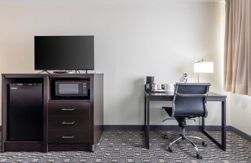 Winslow Hotel | Quality Inn Winslow I-40: Family-Friendly with Great Amenities