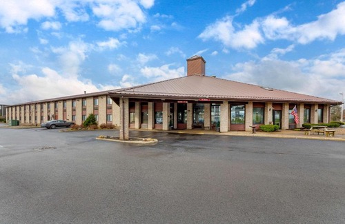 Wooster Hotel | Relax at Quality Inn-Wooster with Oceanfront Amenities