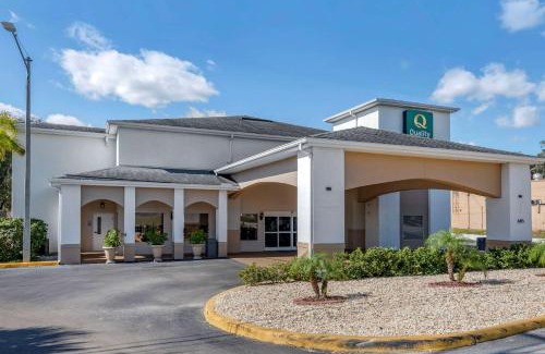 Zephyrhills Hotel | Discover Quality Inn Zephyrhills-Dade City: Pet-Friendly Retreat