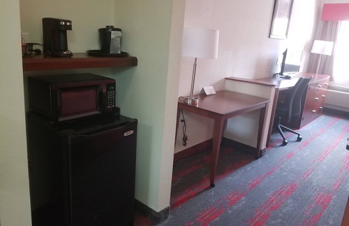 Zephyrhills Hotel | Welcoming Quality Inn Zephyrhills with Pool & Spa Amenities