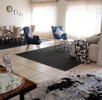 Grahamstown Bed & Breakfast | Quality Unity: Family-Friendly Retreat with Perfect Rating