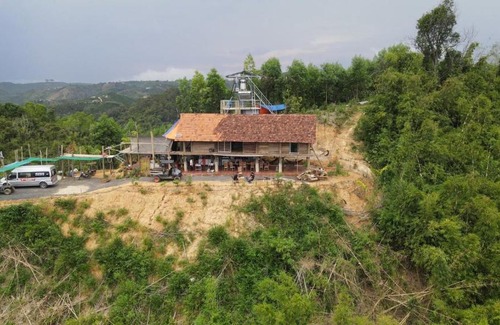 Dak Glong Ski Chalet | Pet-Friendly Quang Khe Retreat for Your Family Getaway