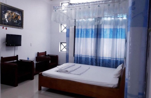 Tam Ky House | Budget-Friendly Quang Nam Guest with Pool & Child Care