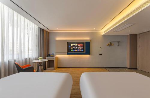 Guangzhou Hotel | Quanli Hotel, Guangzhou Tongde Metro Station Branch