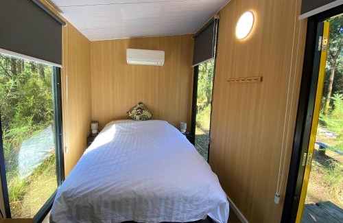 Toolangi House | Family-Friendly Getaway at Quantum Field - Rated 8.9/10