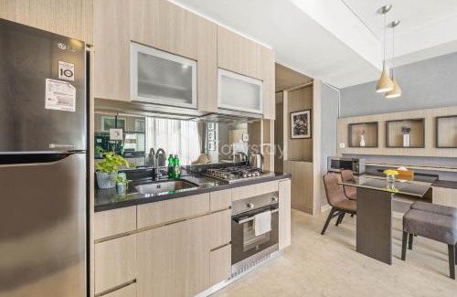 Setiabudi Apartment | Stylish Quarter by Kozystay with Pool in Setiabudi
