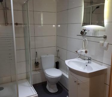 Schwarzburg House | Welcoming Quartier am Fluss: Family-Friendly Retreat
