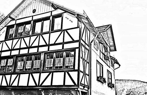 Schwarzburg House | Welcoming Quartier am Fluss: Family-Friendly Retreat