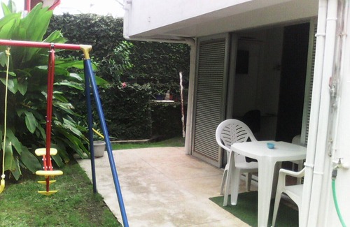 Noumea House | Quiet Retreat in the City Center with a Pool