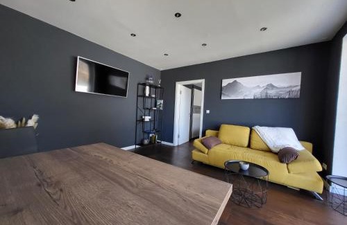 Sonthofen Apartment | Quartier4: Highly Rated Retreat for Families and Pets