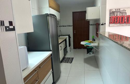 Jardim Excelsior House | Cozy Room with Private Bath Near Shopping Mall & Ocean View