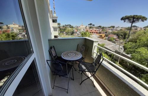 Pilarzinho House | Ideal Room Near Ópera de Arame with Kitchen & Accessibility