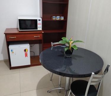 Estancia Velha House | Cozy Room in Est Velha with Hot Tub for Families