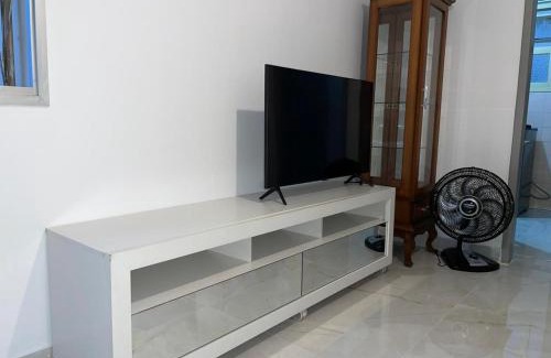 Centro Apartment | Cozy Room & Living Area Just 100 Meters from the Beach