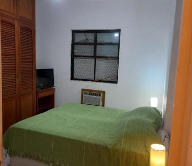 Boqueirao Apartment | Beachfront Retreat: Quarto e Sala Boqueirão with Ocean View