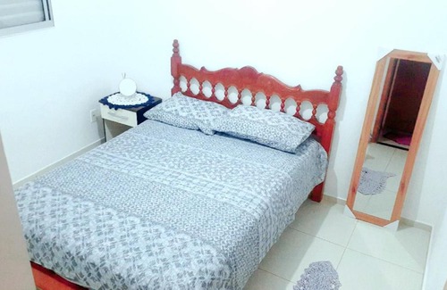 Suzano House | Cozy Apartment Room with Breakfast and Kitchen Access