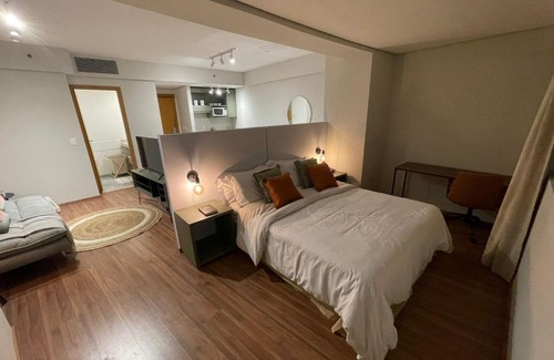 Alphaville Industrial Apartment | Relaxing Getaway at Quarto Hotel in Alphaville with Pool