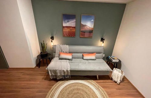 Alphaville Industrial Apartment | Relaxing Getaway at Quarto Hotel in Alphaville with Pool