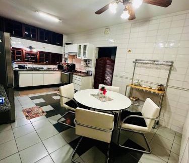 Sao Paulo House | Cozy Private Room with Scenic Views and Great Amenities