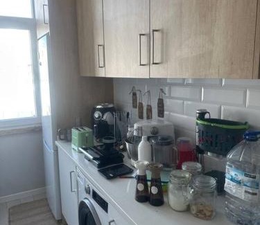 Alges Apartment | Comfortable Individual Room for Families in a Prime Location